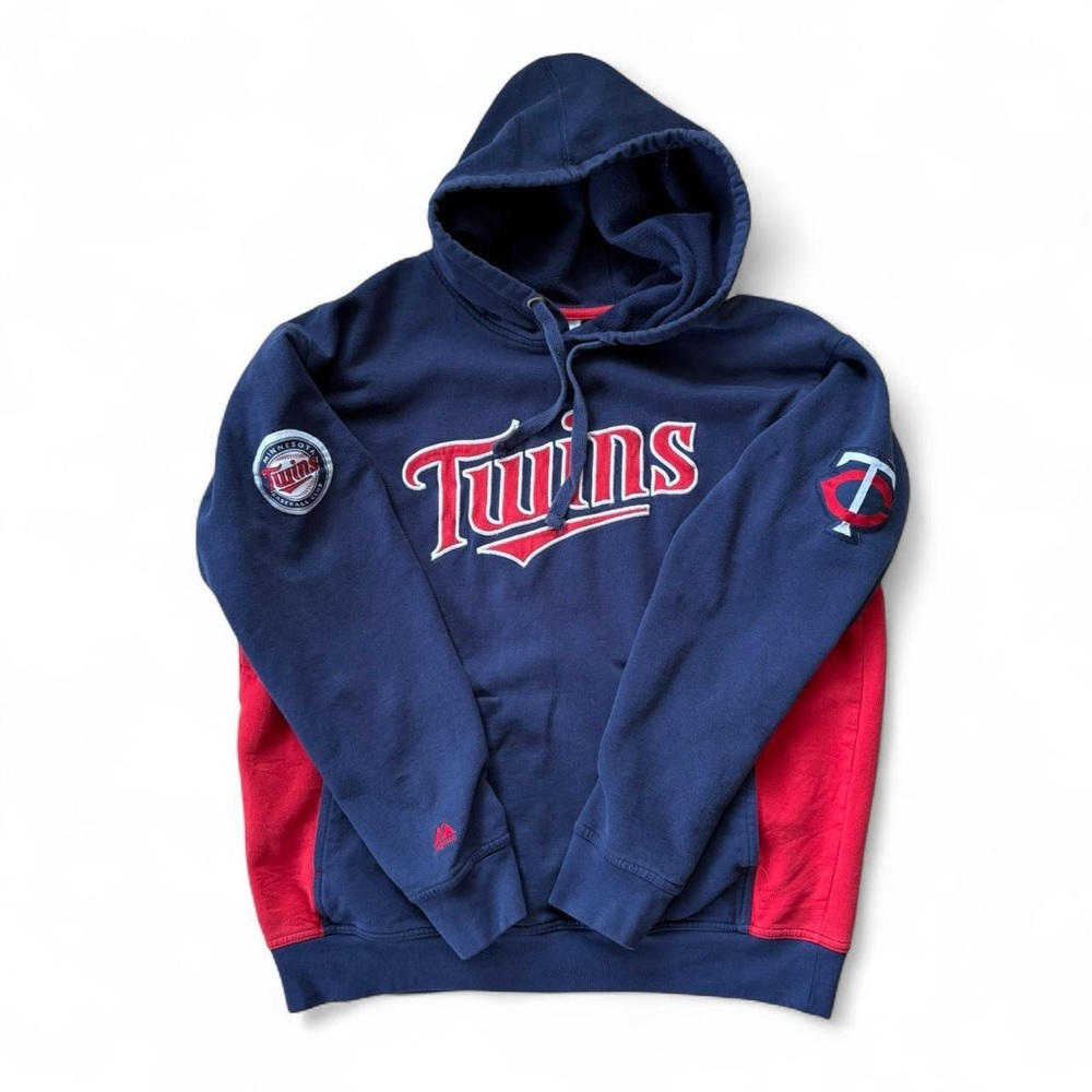 Majestic Vintage Minnesota Twins embroidered hooded sweatshirt
